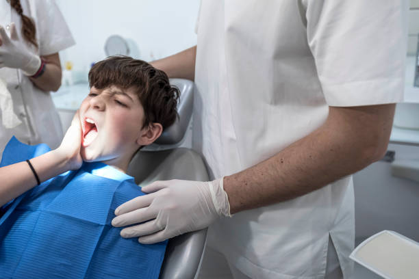 Best Orthodontic Emergency Dentist in Deerfield, WI